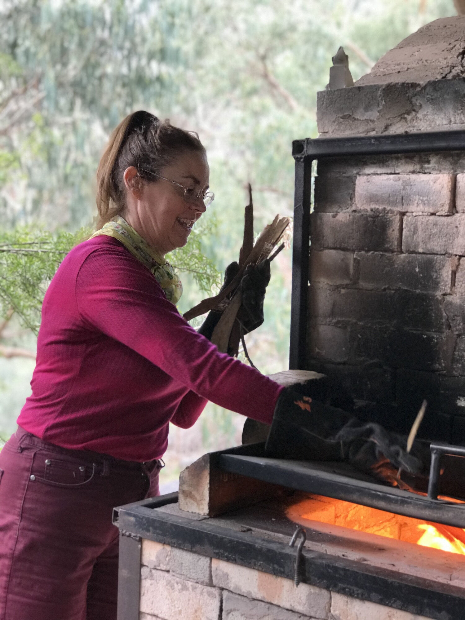 Robyn Phelan_Loading Kiln_low res